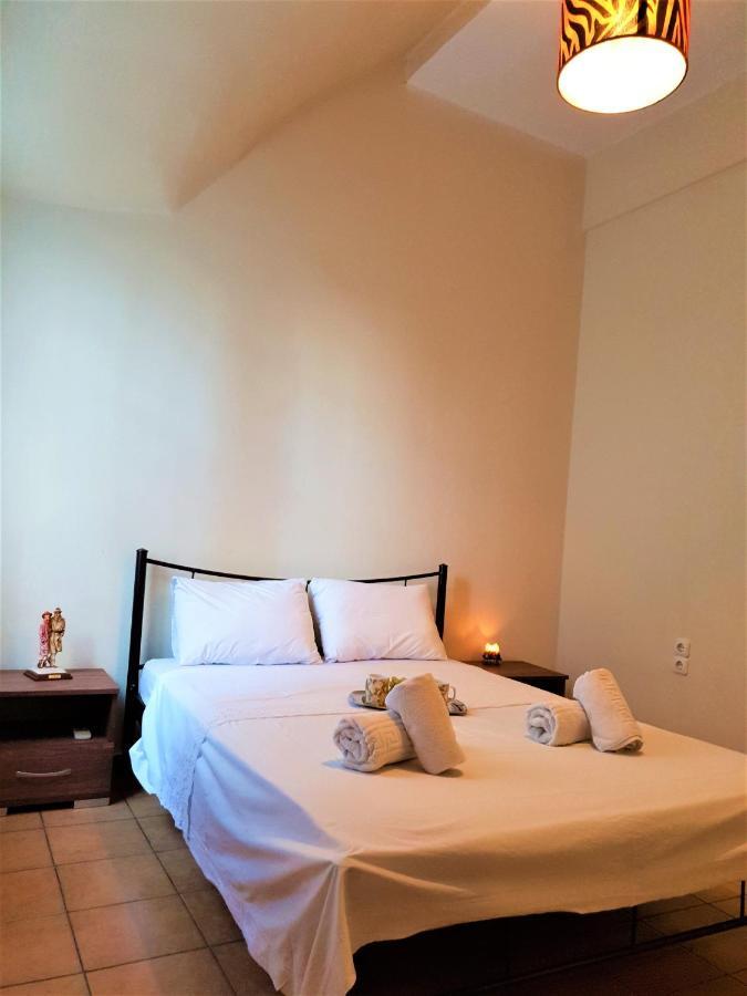 Ferienwohnung House With Yard Subway 5Min Walk Athen Exterior foto
